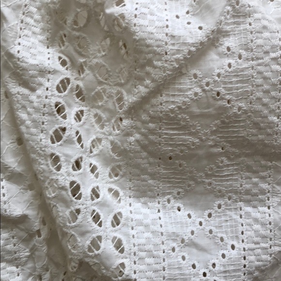 NWT white eyelet crop top - Picture 3 of 3